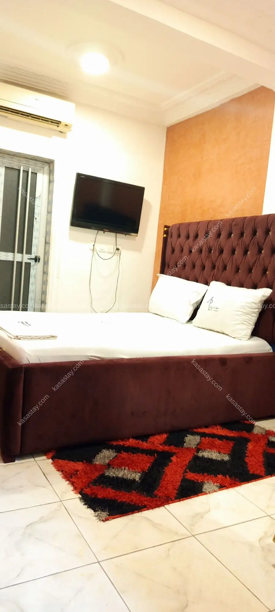 chambre meublée 303 by résidence Alexandra (bonamoussadi carrefour maçon) 
