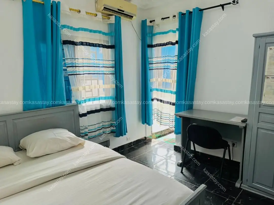 Chambre CADETTE 1 by CP 1 - (Mosquée - Cité des palmiers) 2
