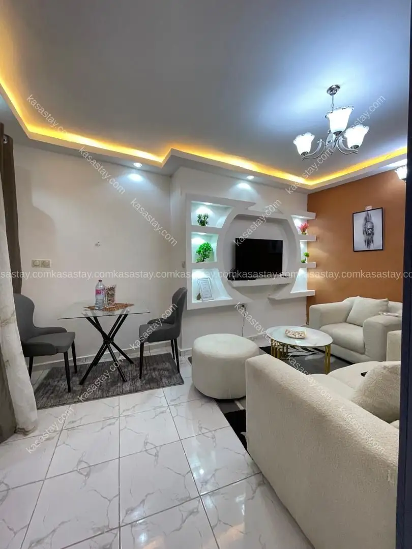 Studio meublé par AL M HOME ( KOTTO MBANGUE ) 3