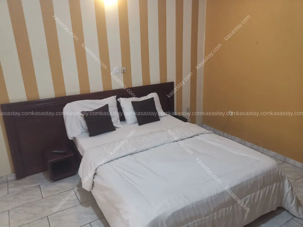 Property in Bonamoussadi, Douala, 1 bedroom