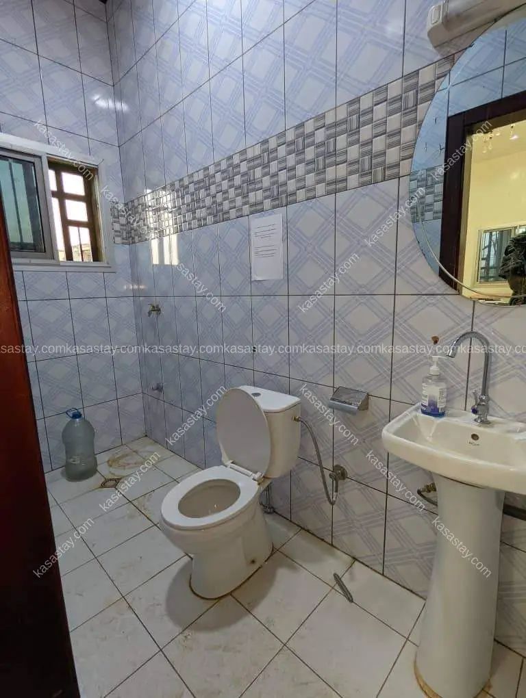 Office in mosquée rond point Damas 5