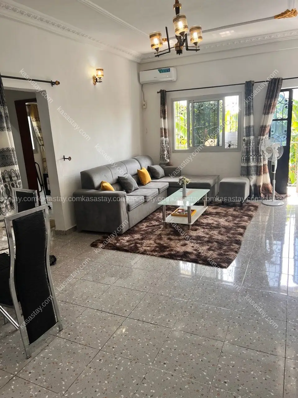 Studio in Nkolmbong, Yassa, 1 bedroom 3