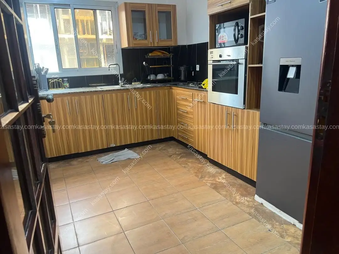 Appartement meublé de 3 chambres par Résidence Safand_Bonapriso 5
