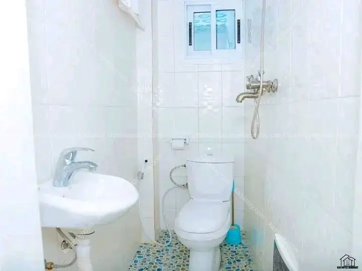 Appartement meublé 101 by résidence ÉLU DIAMOND (bonamoussadi) 3