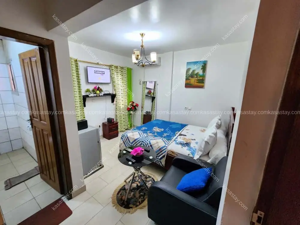 chambre meubée très chic située à Biyem-Assi, Carrefour Scalom