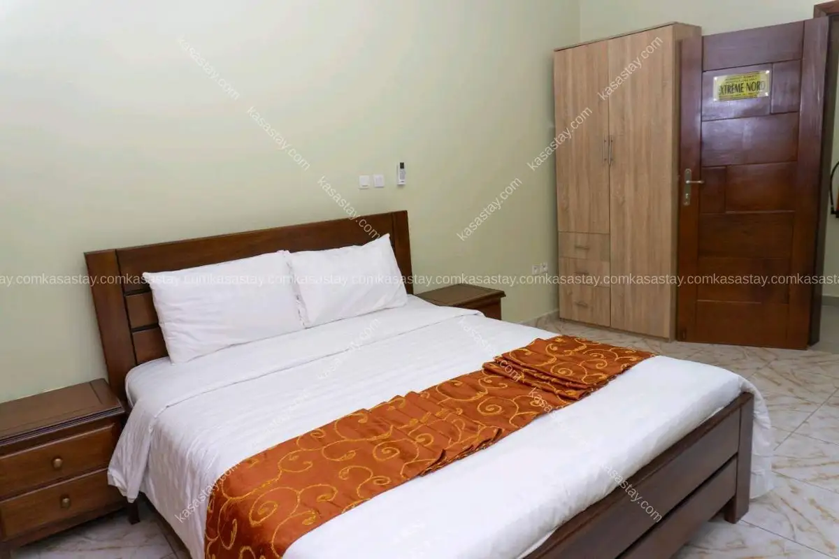 Rooms à Complex Educative Stéphane Mbia, 1 chambre 2