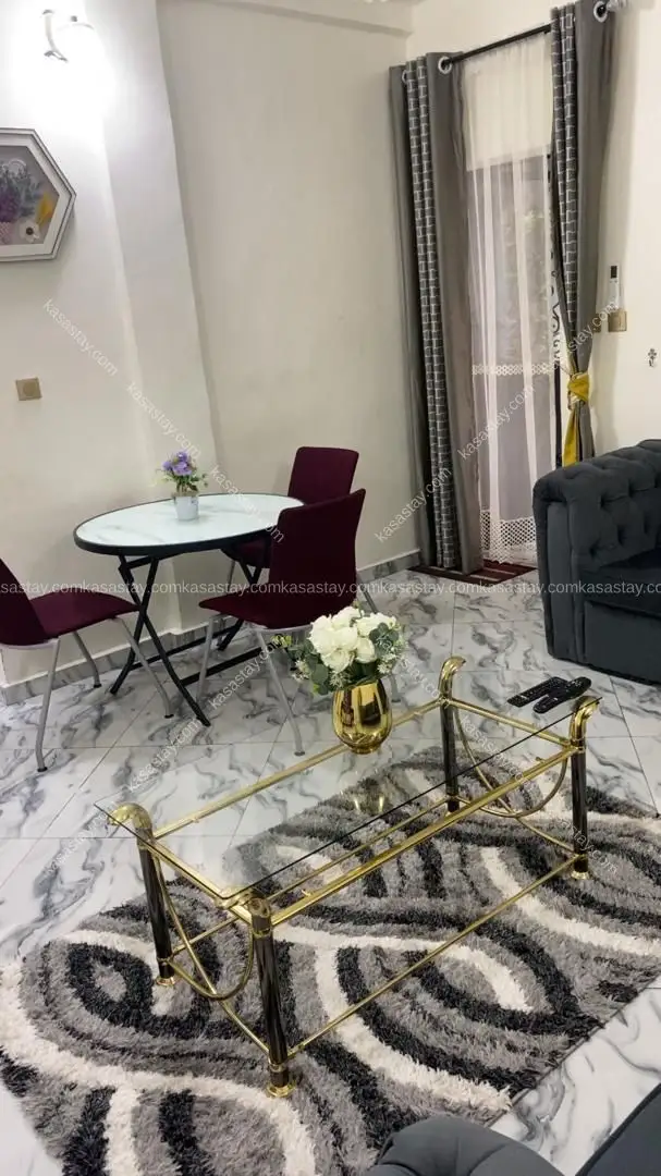 Studio meublé flamboyant neuf 2