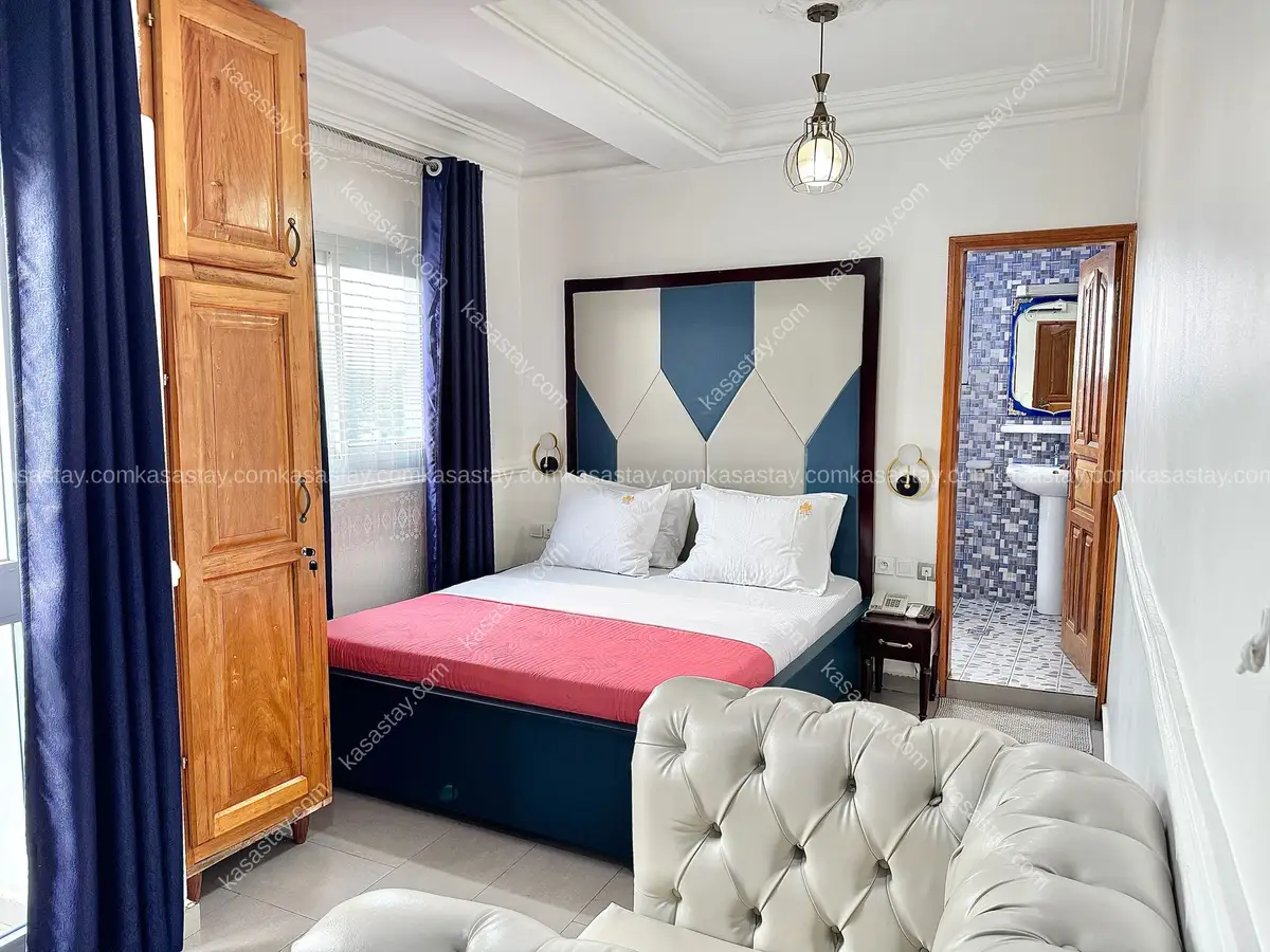 Chambre 1 by RESIDENCE LA MARINA (Bonamoussadi face opiom gold)