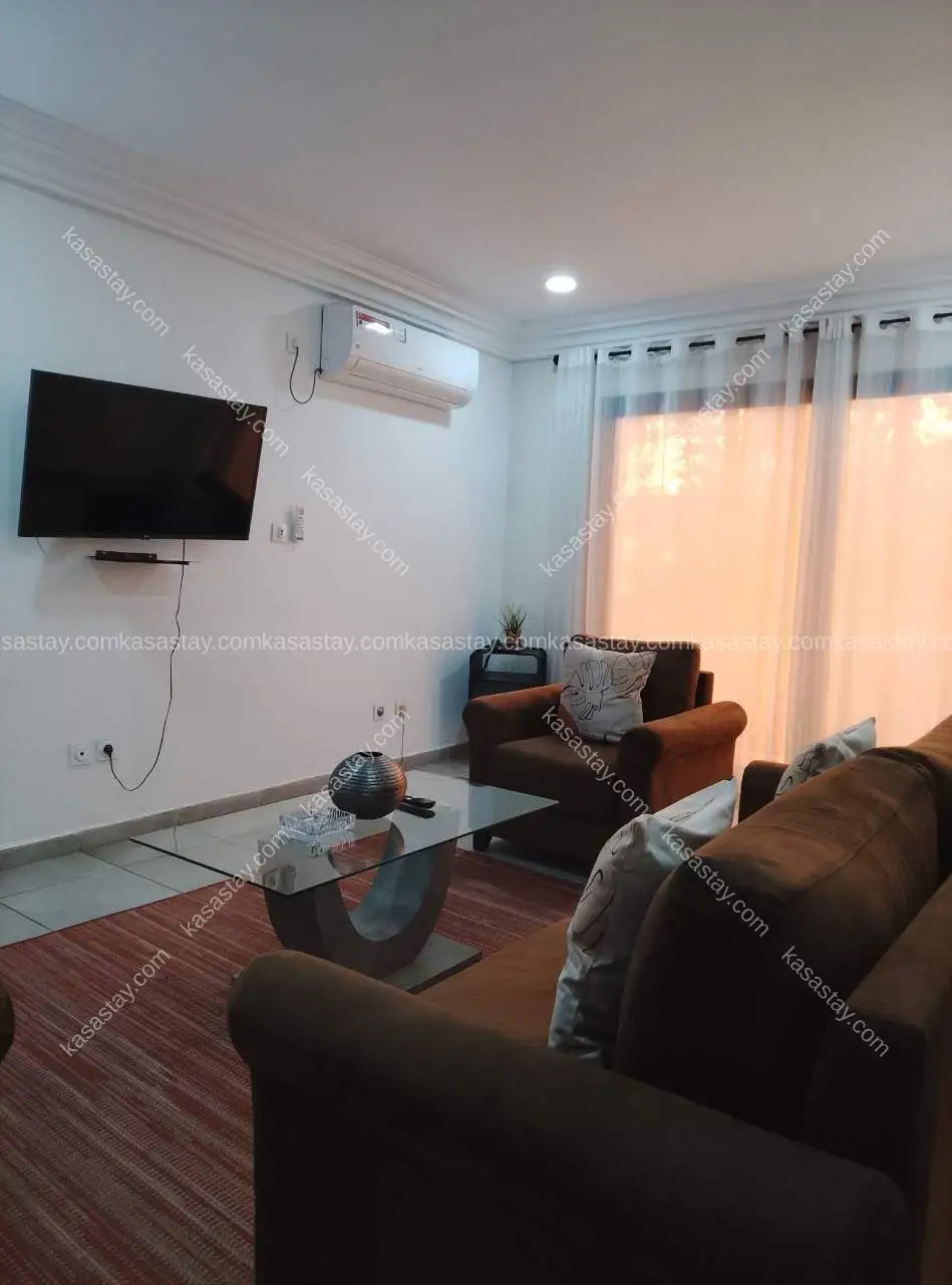 Property in Bonapriso, Douala, 3 bedrooms