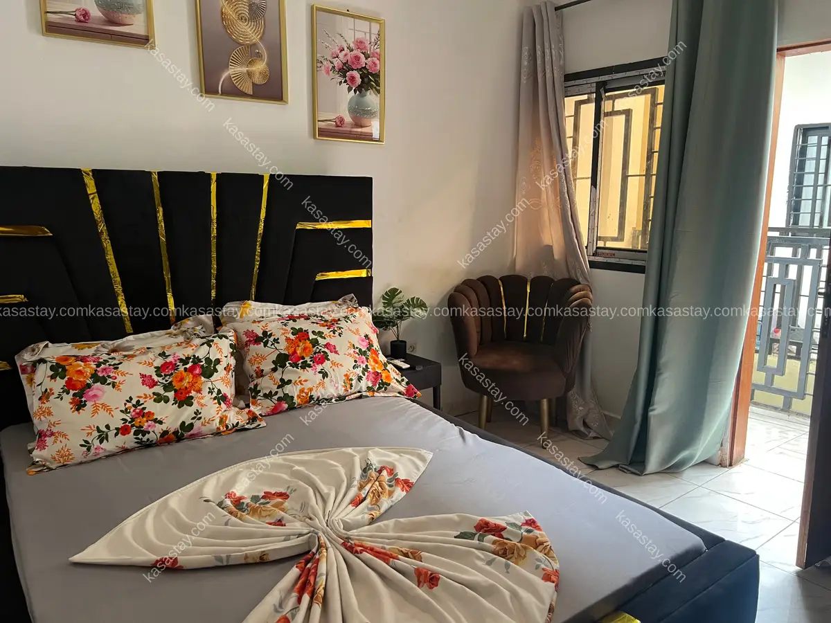 Chambre meublée E3 par NOGIKAT (ndogbong zachman)