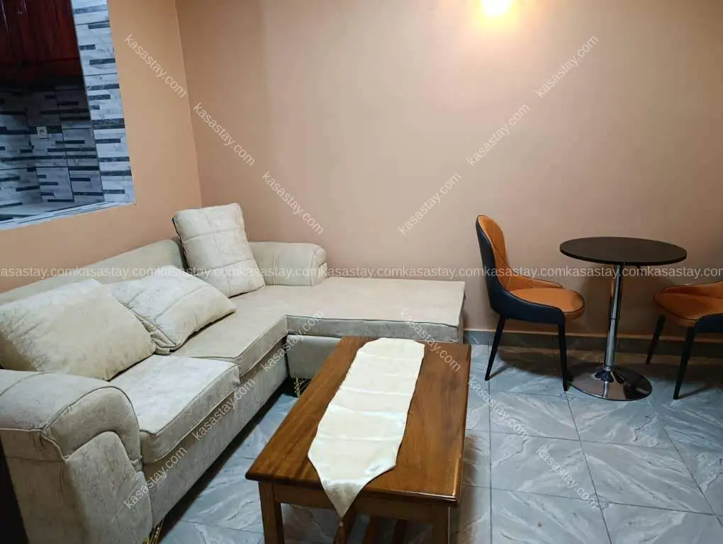 Rooms in Yassa, Douala, 7 bedrooms 2