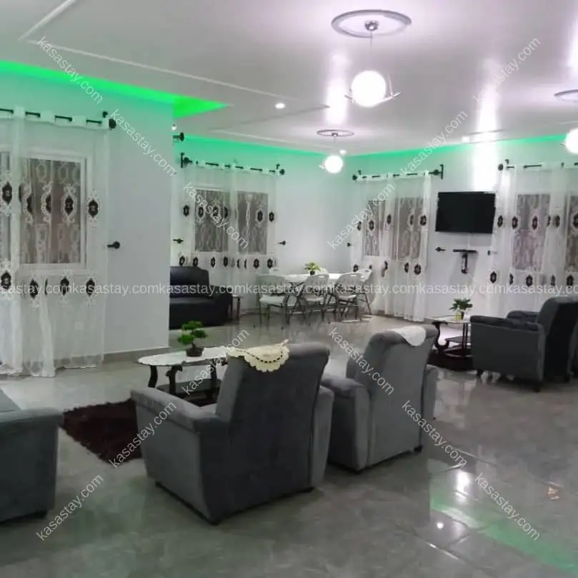 Property in Simbock Yaoundé, Yaoundé, 4 bedrooms