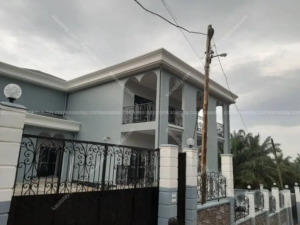 Mboms House Fully Furnished 4 rooms appartement 1 5