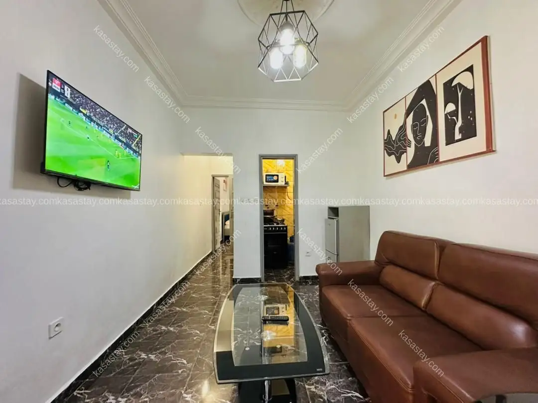 Studio ROYAL 1 by CP 5 - (Cité des palmiers) 2