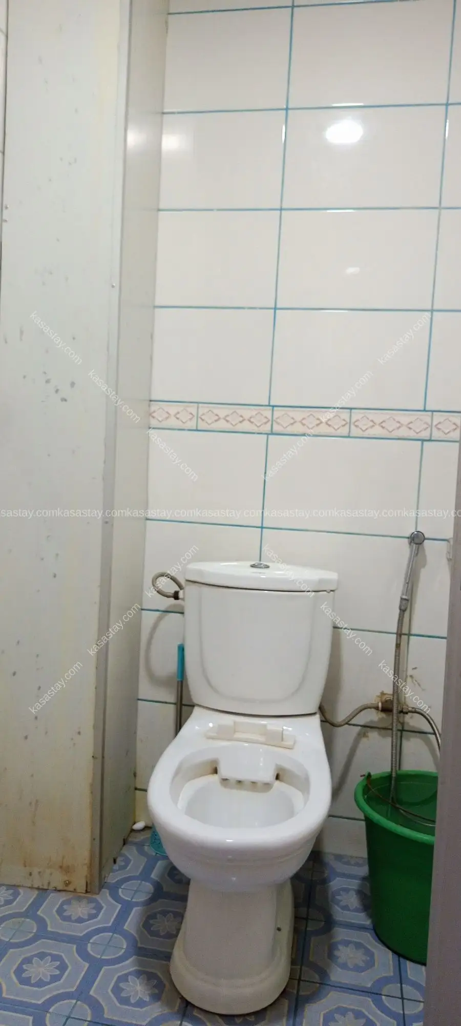 chambre meublée 203 par résidence Alexandra ( bonamoussadi carrefour maçon) 4