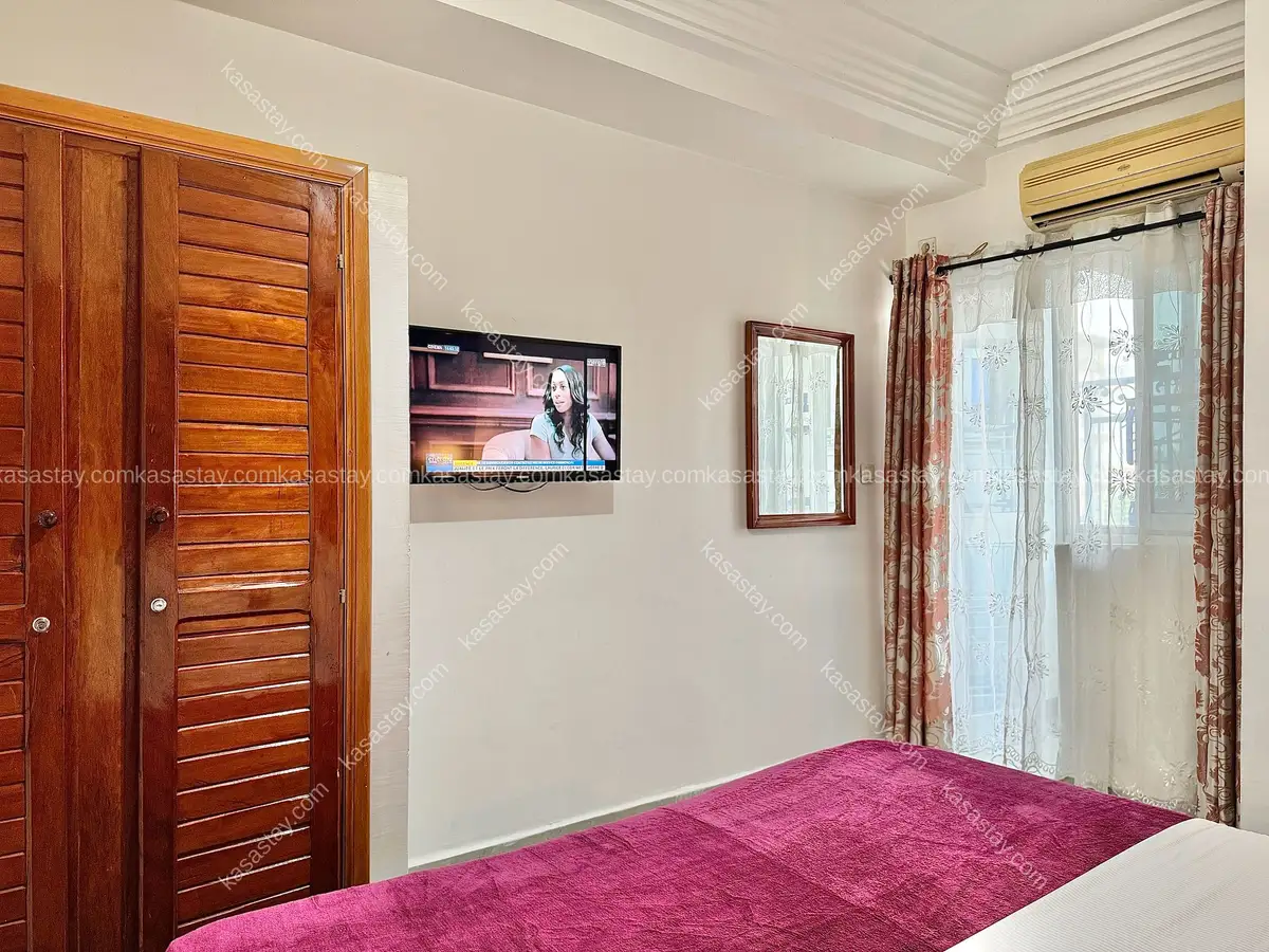 Studio 4 by RESIDENCE LA MARINA (Bonamoussadi face opiom gold) 5