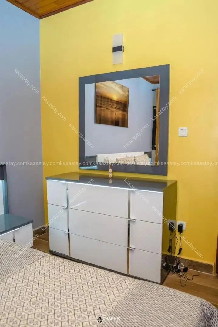 Appartement meublé 3 chambres à Odza 4