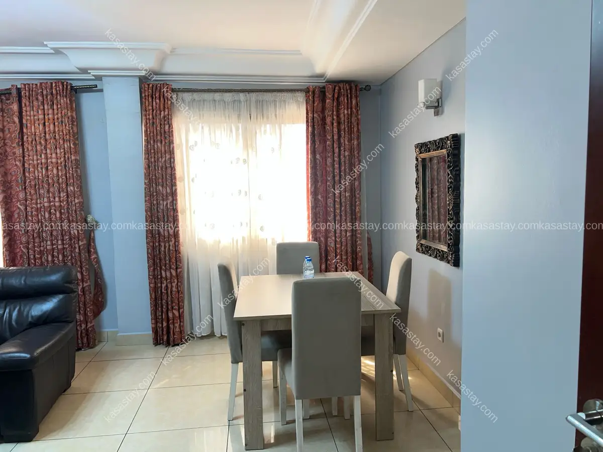 Studio meublé 7B by RÉSIDENCE LOUMIA PREMIUM ( Bonapriso) 2