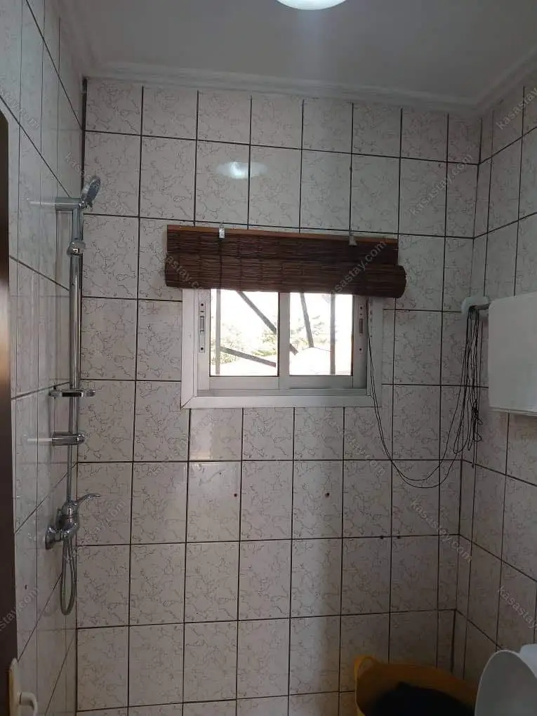 Chambre à Mimboman- école, Yaoundé, 1 chambre 5