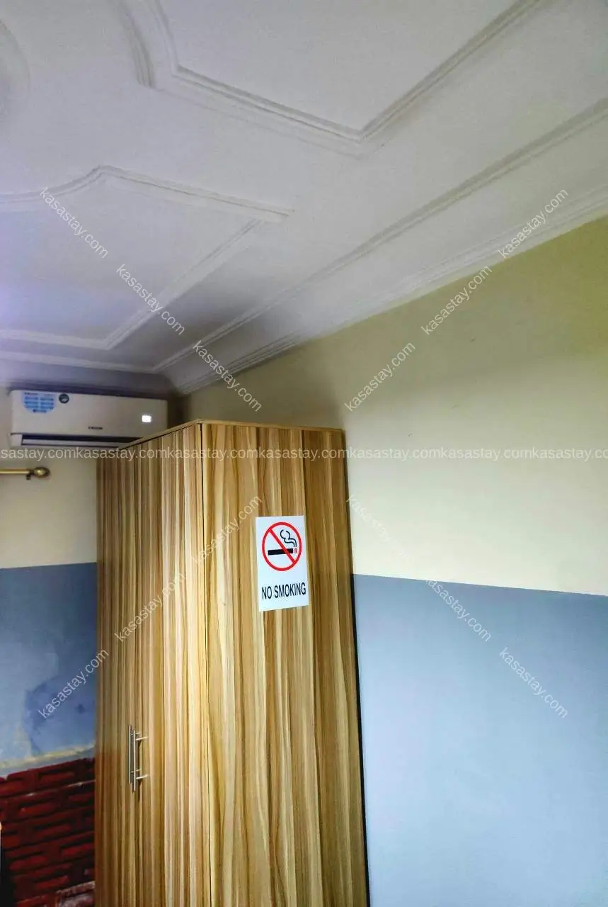 Rooms in Djoungolo I, 1 bedroom 4