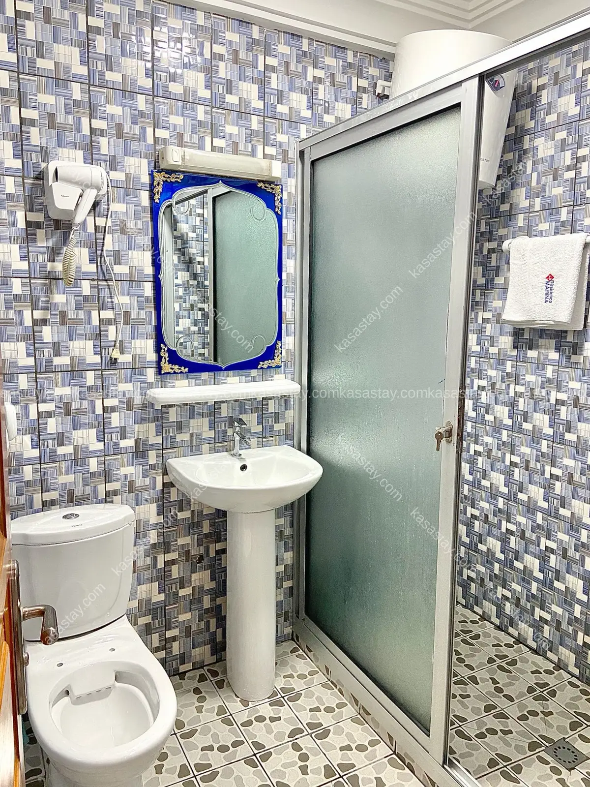 Chambre 4 par RESIDENCE LA MARINA (Bonamoussadi face opiom gold) 4