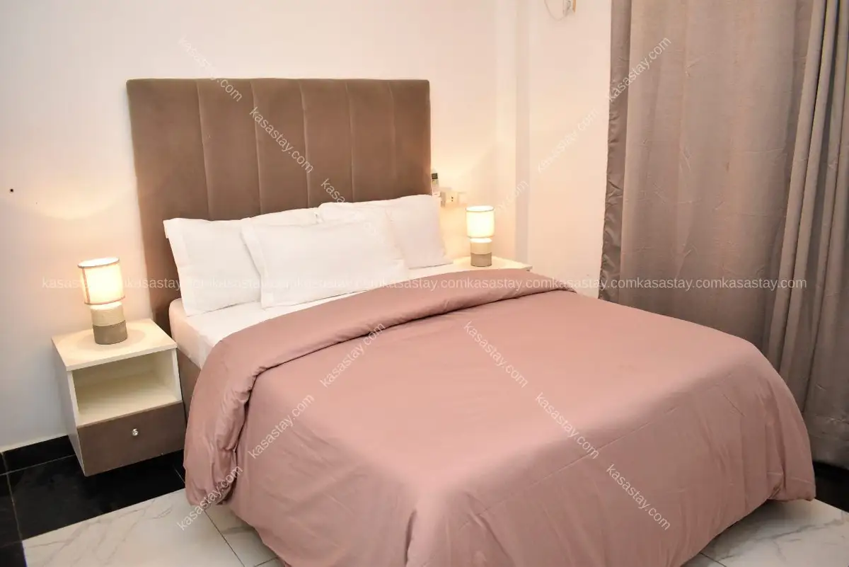 Chambre à Mimboman, 1 chambre