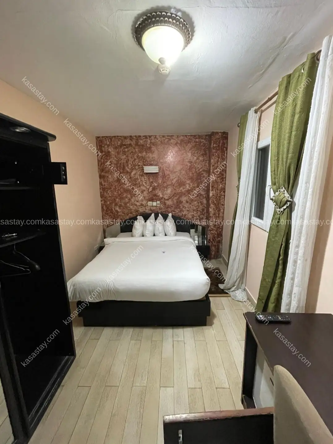 Chambre meublée by RESIDENCE ST DAVID Bonapriso 2