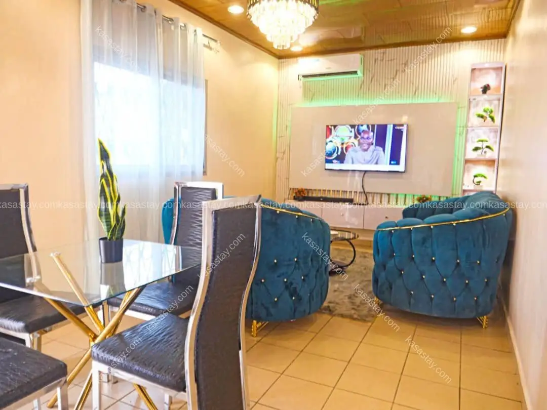 Appartement meublé 01 par Mb immo (cité des palmiers)