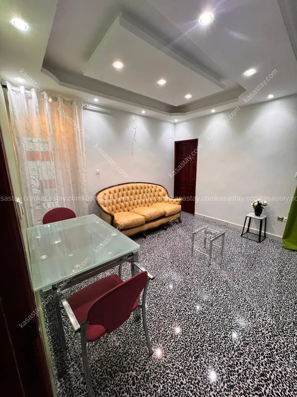 Studio meublé 405 par résidence MARTINELA ( Kotto Mbangue) 4