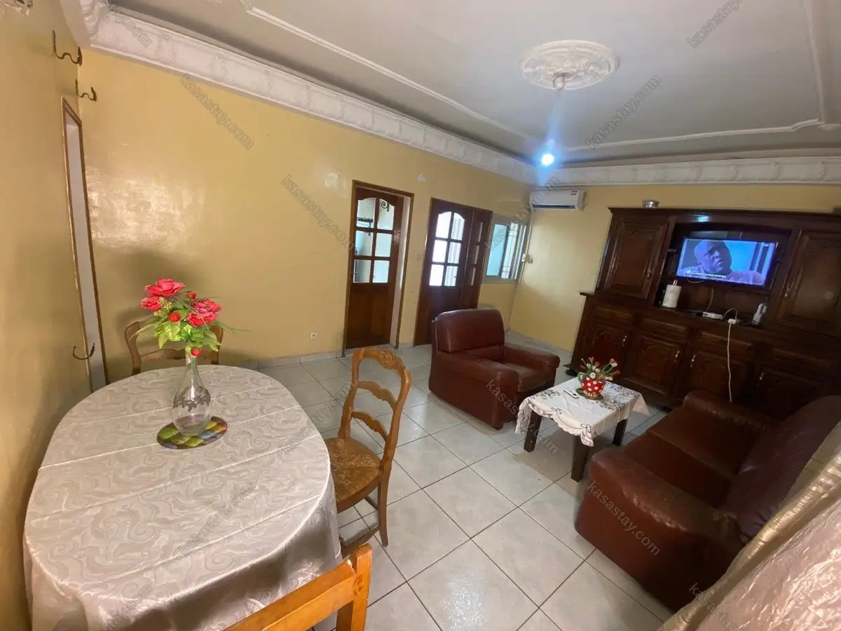 Apartment in Logpom, Douala, 3 bedrooms