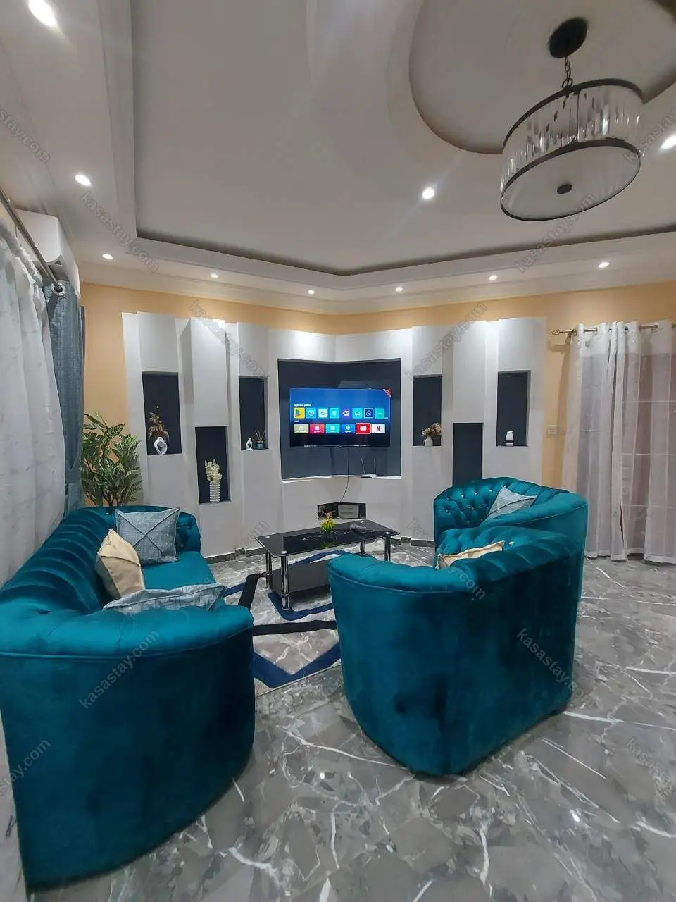Apartment in Ngoyè Plateau, 2 bedrooms