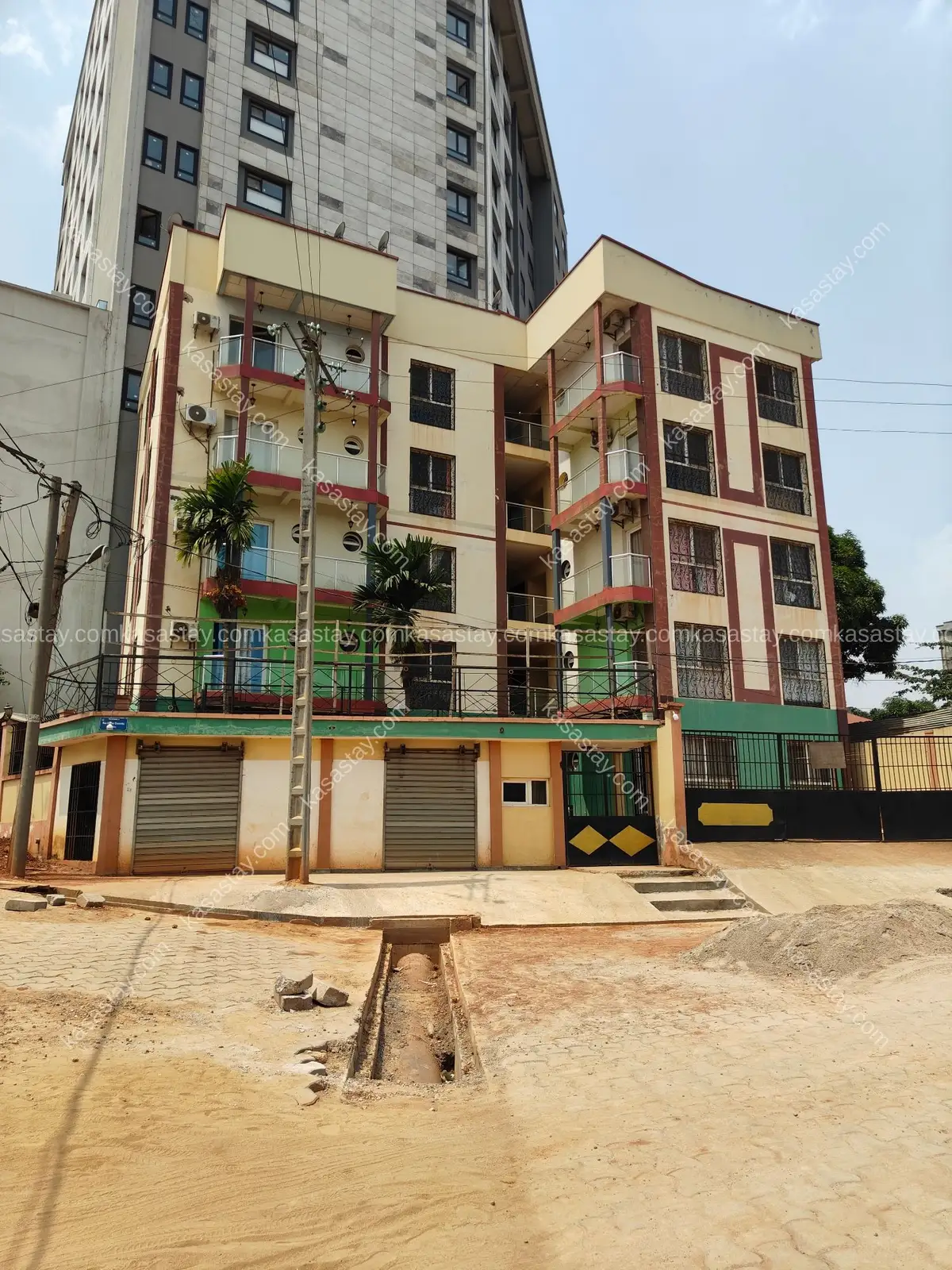 Appartement moderne idéal pour structure or entreprise a olezoa 