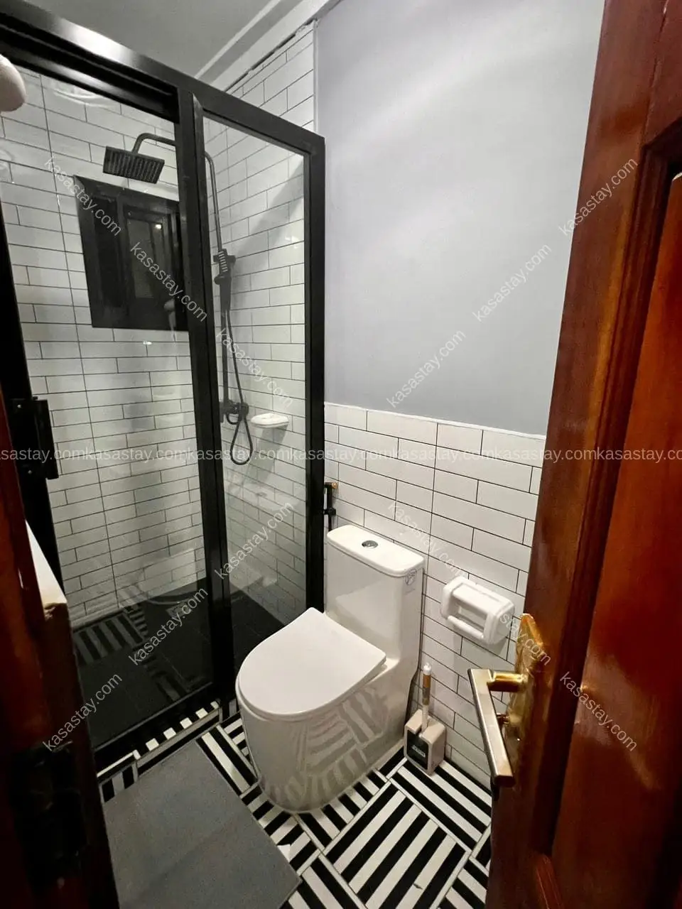 Studio à Nkolfoulou Yaoundé, 1 chambre 4