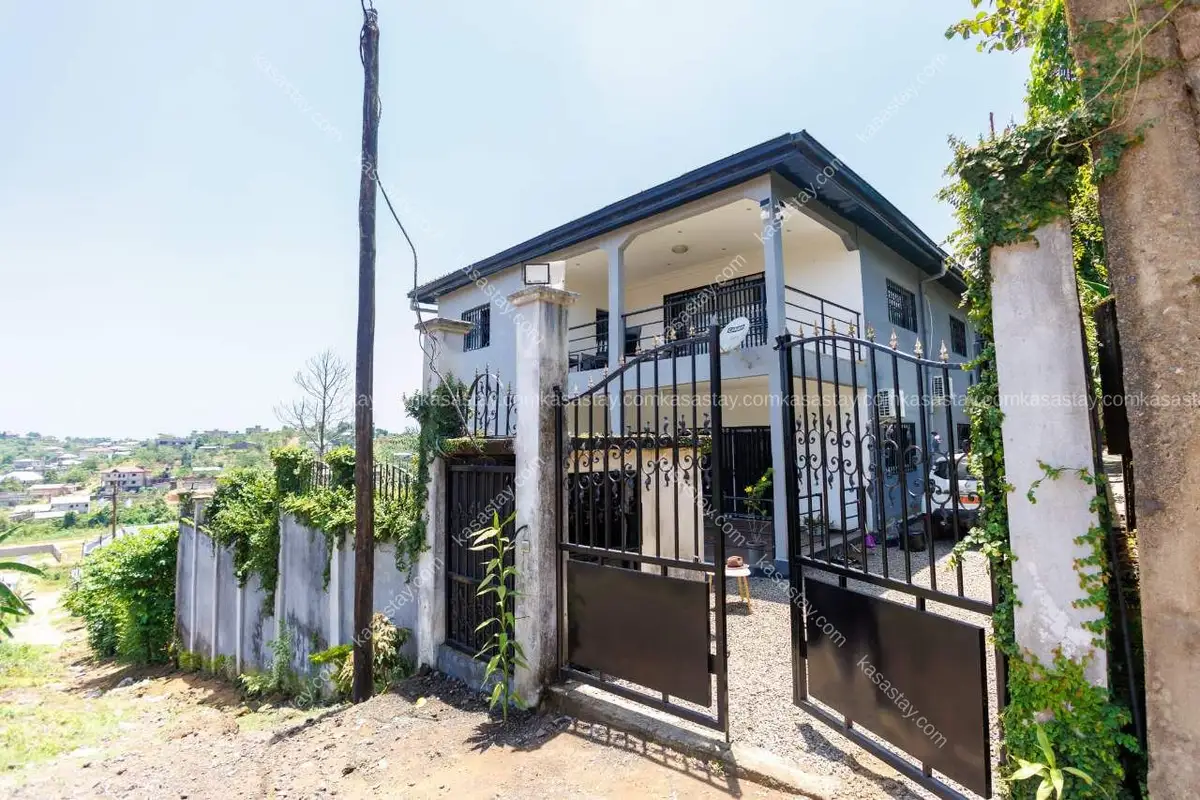 APPART MEUBLÉ DE LUXE PAR MNE ( LENDI – DOUALA) 5