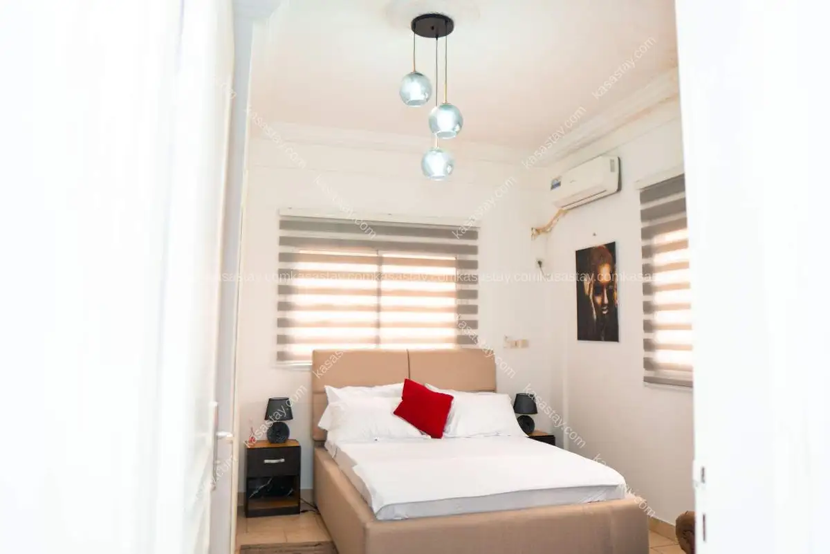 Furnished Apartment in Bonapriso, Douala, 2 bedrooms 5