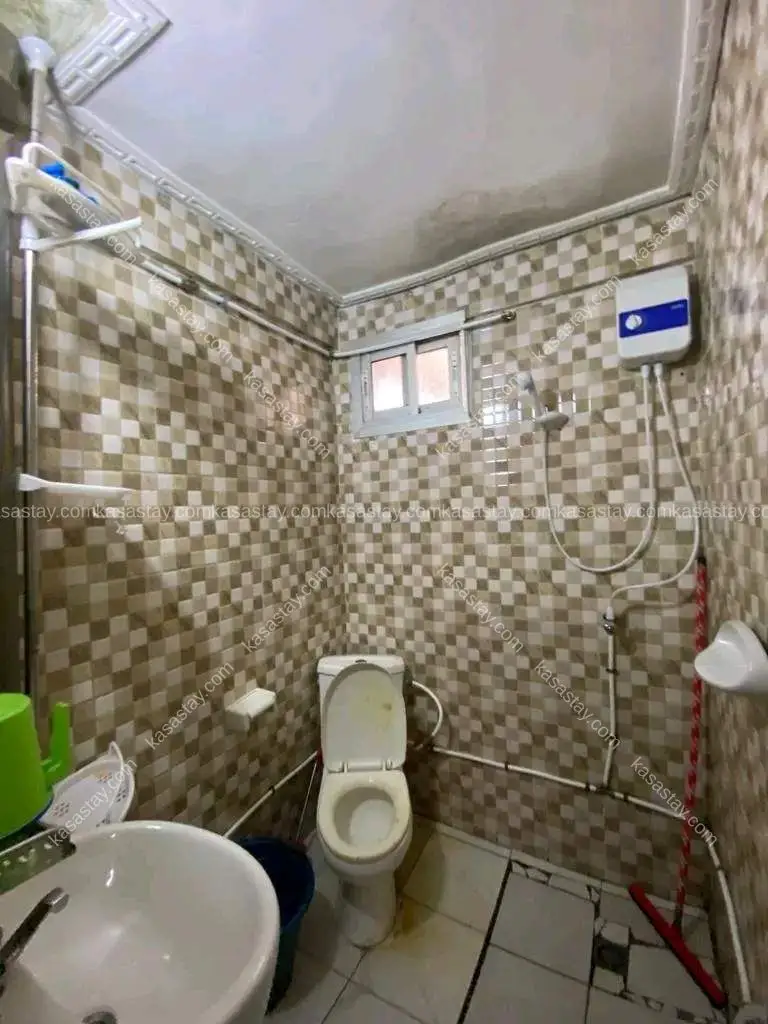 Rooms à Mini Prix Bastos, 1 chambre 4