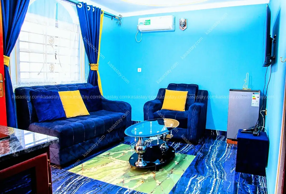 Continental Cozy Fully Furnished Luxurious Studio 002 situated a Tatam