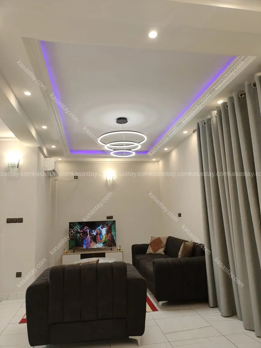 Appartement Meublé 2 Chambres avec piscine 55000 à Odza borne 10