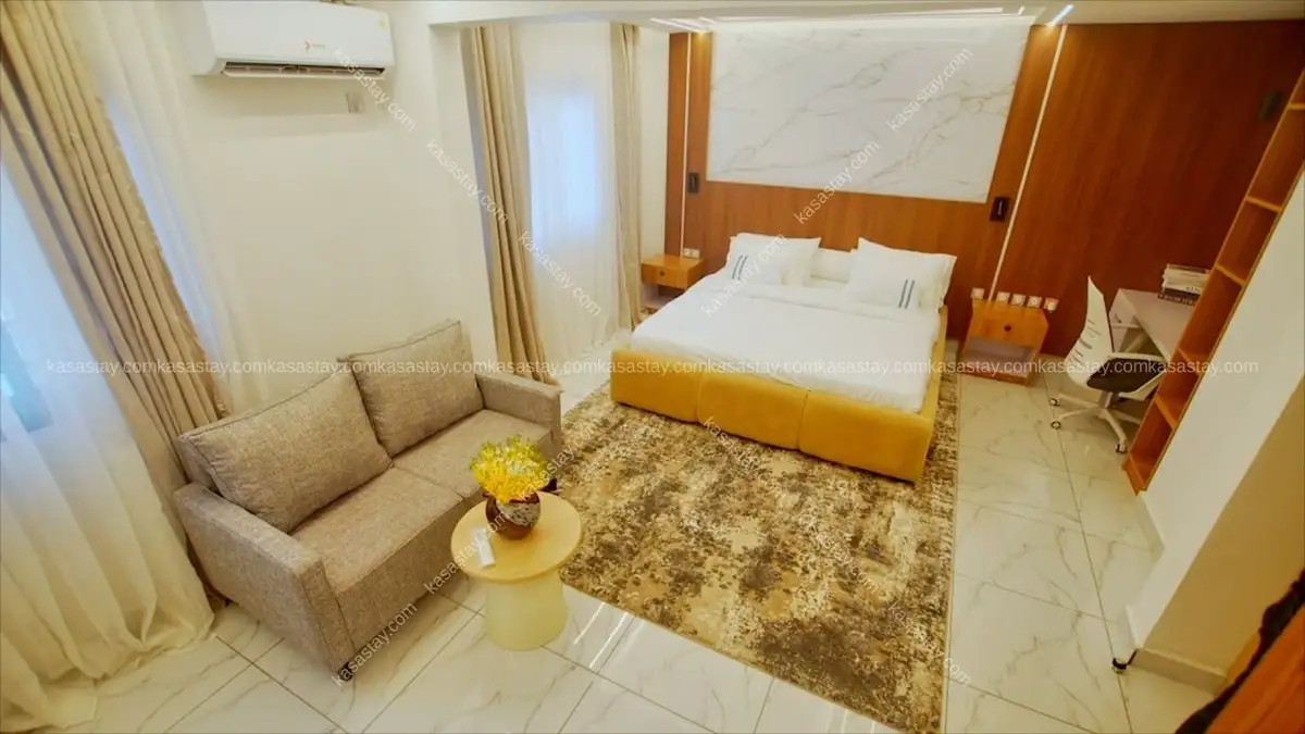 Apartment in Kotto-Bloc, Douala, 3 bedrooms 5