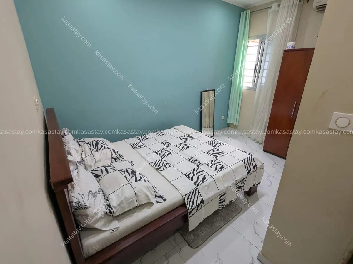 Studio à Institut Privé Polyvalent de Bonamoussadi, 1 chambre 2