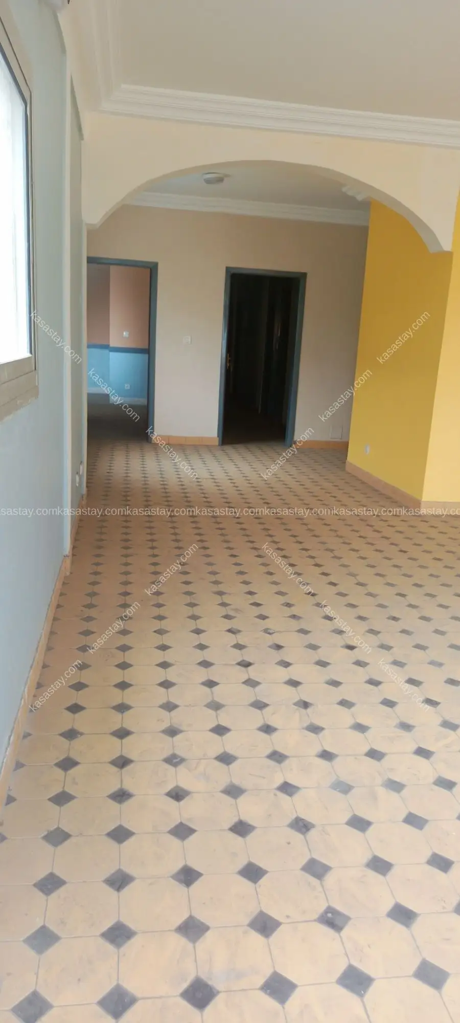 Appartement 1 par résidence lyza (bonamoussadi men travel) 3