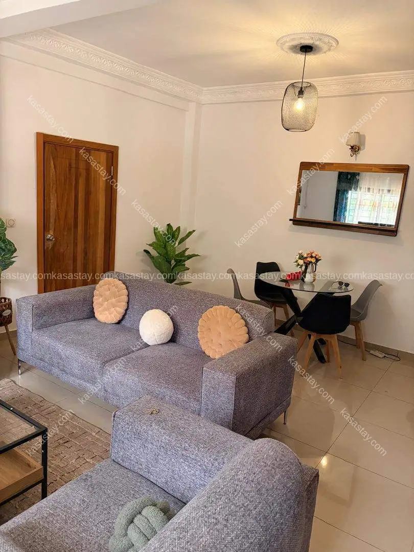 Studio in Bastos, Yaoundé, 1 bedroom 2