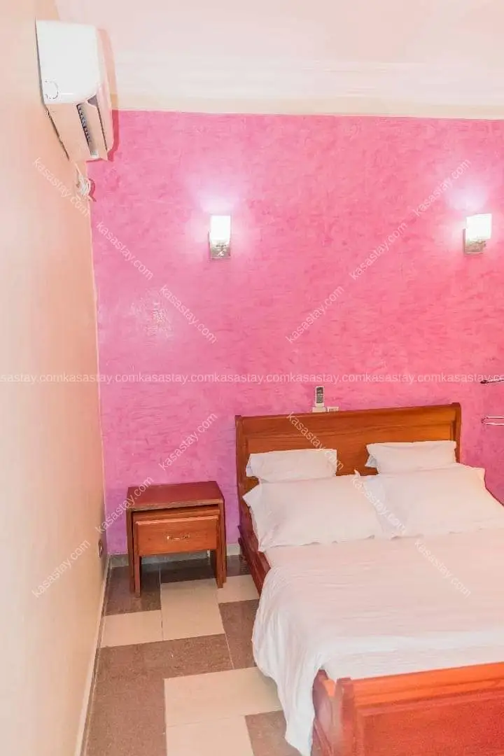 Appartements meublés 7 par MEUBLÉS 4SAISONS( Ange Raphaël) 5