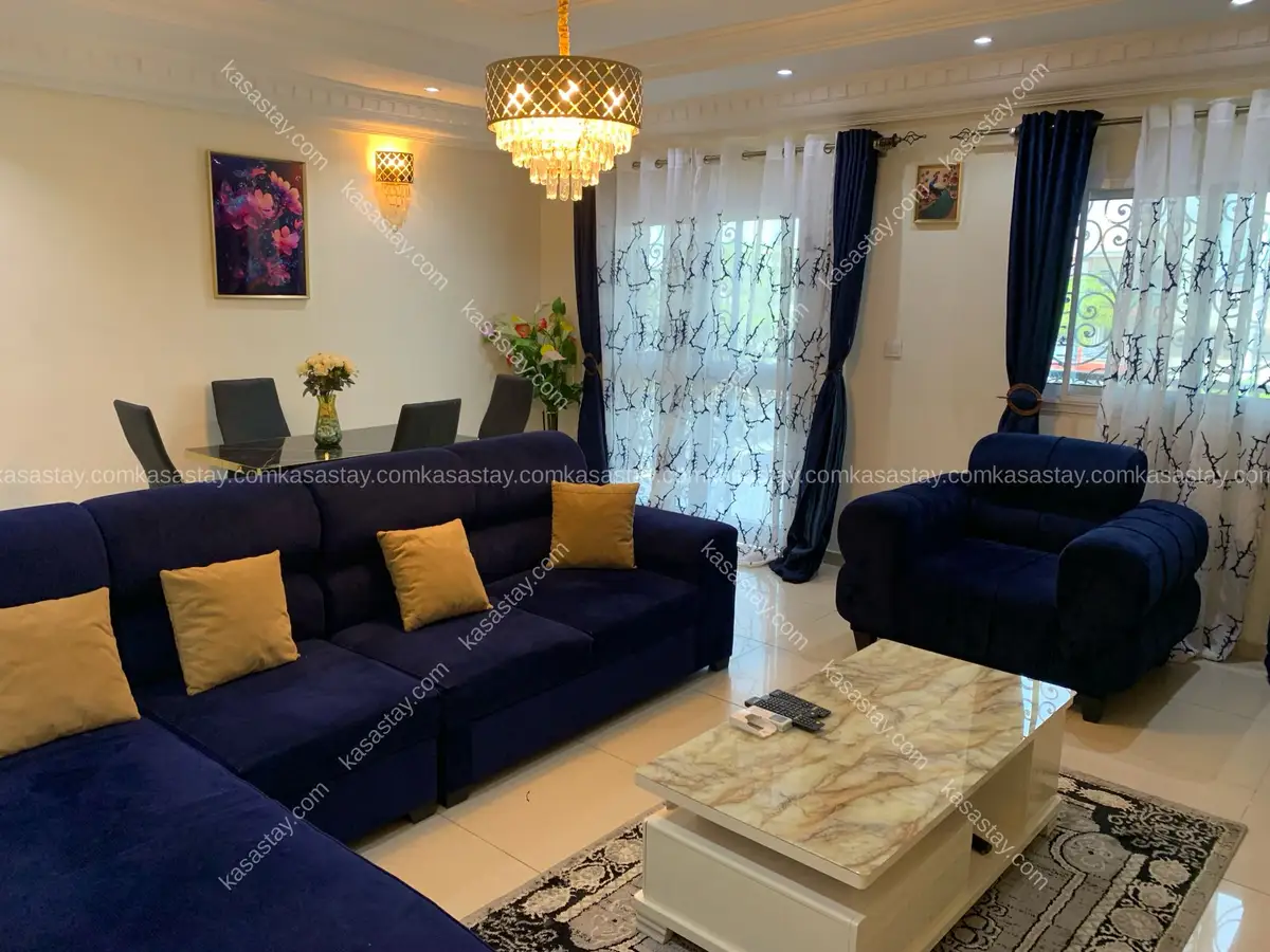 Appartement Noir et Blanc par Ngwane Residency (Citadelle de Kotto)