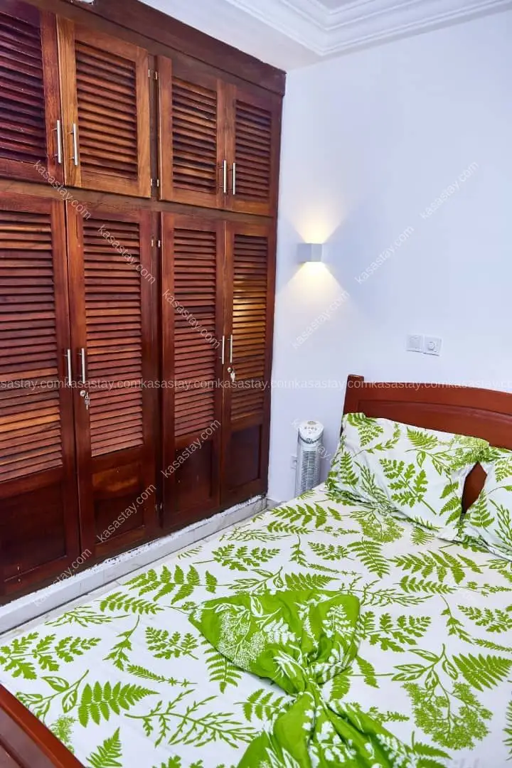 Appartement meublé 3 chambres à odza cité de la paix 3
