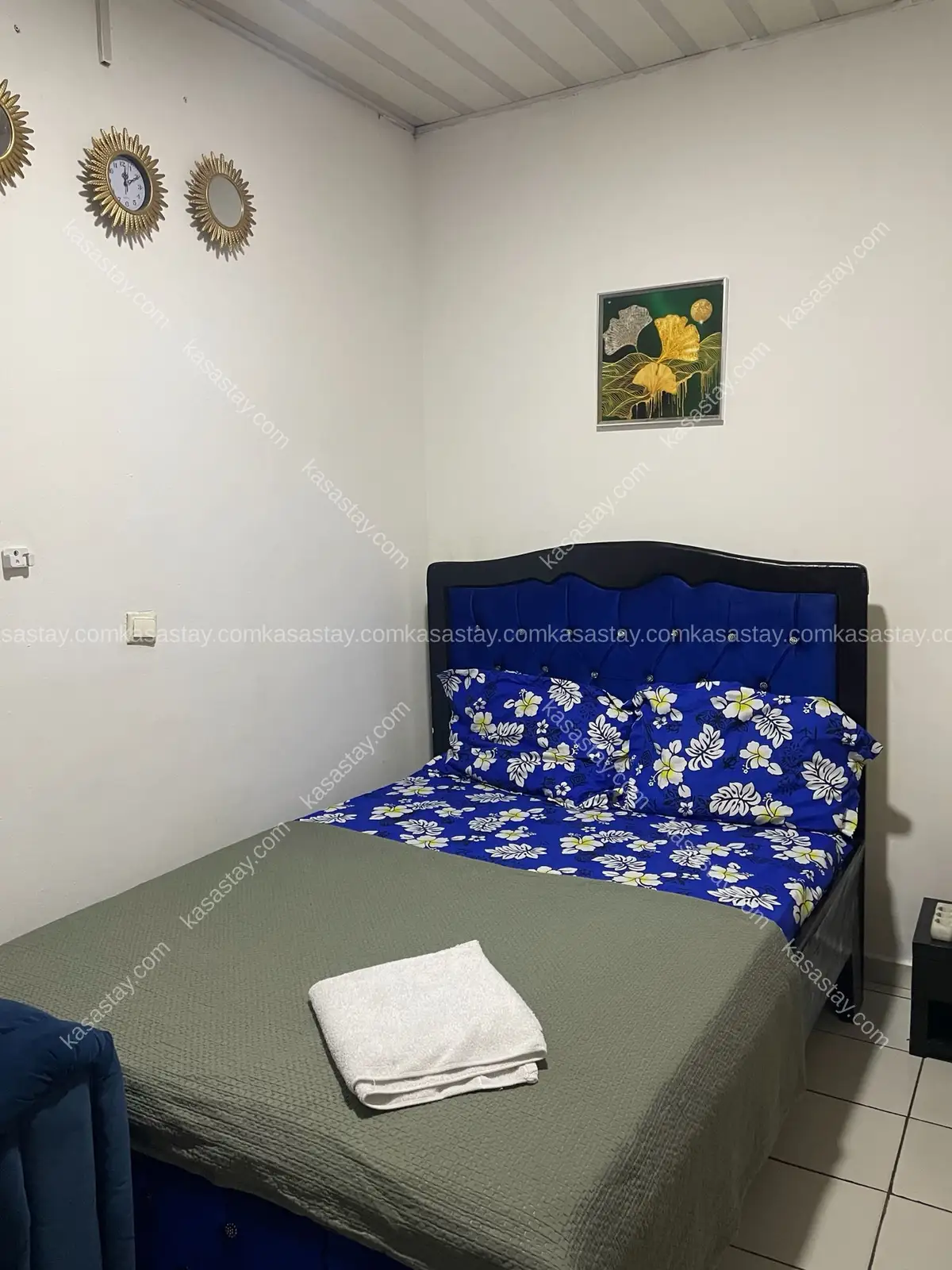 Chambre 2 by résidence cocotiers ( Bonamoussadi cheval blanc)