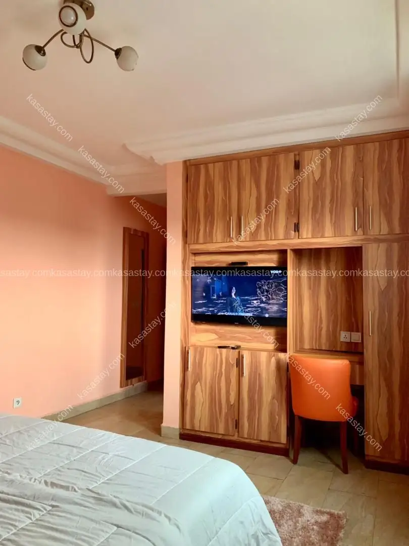 Chambre meublée 6 par résidence New Land (ndogbon en face du collège Dauphine) 4