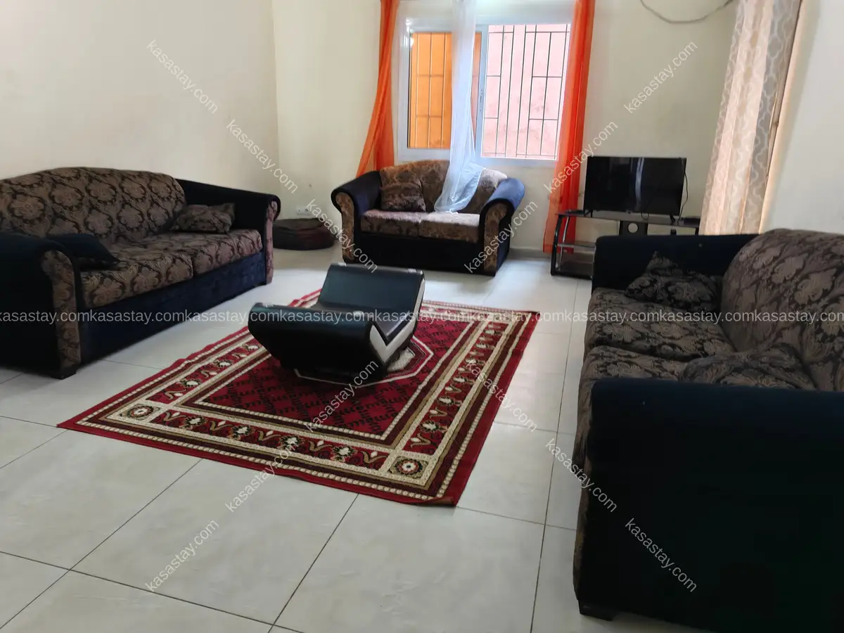 KAMBUSO Furnished Appartement with swimming pool simbock 4