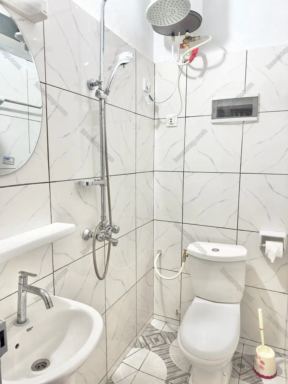 Studio in Logpom, Douala, 1 bedroom 4