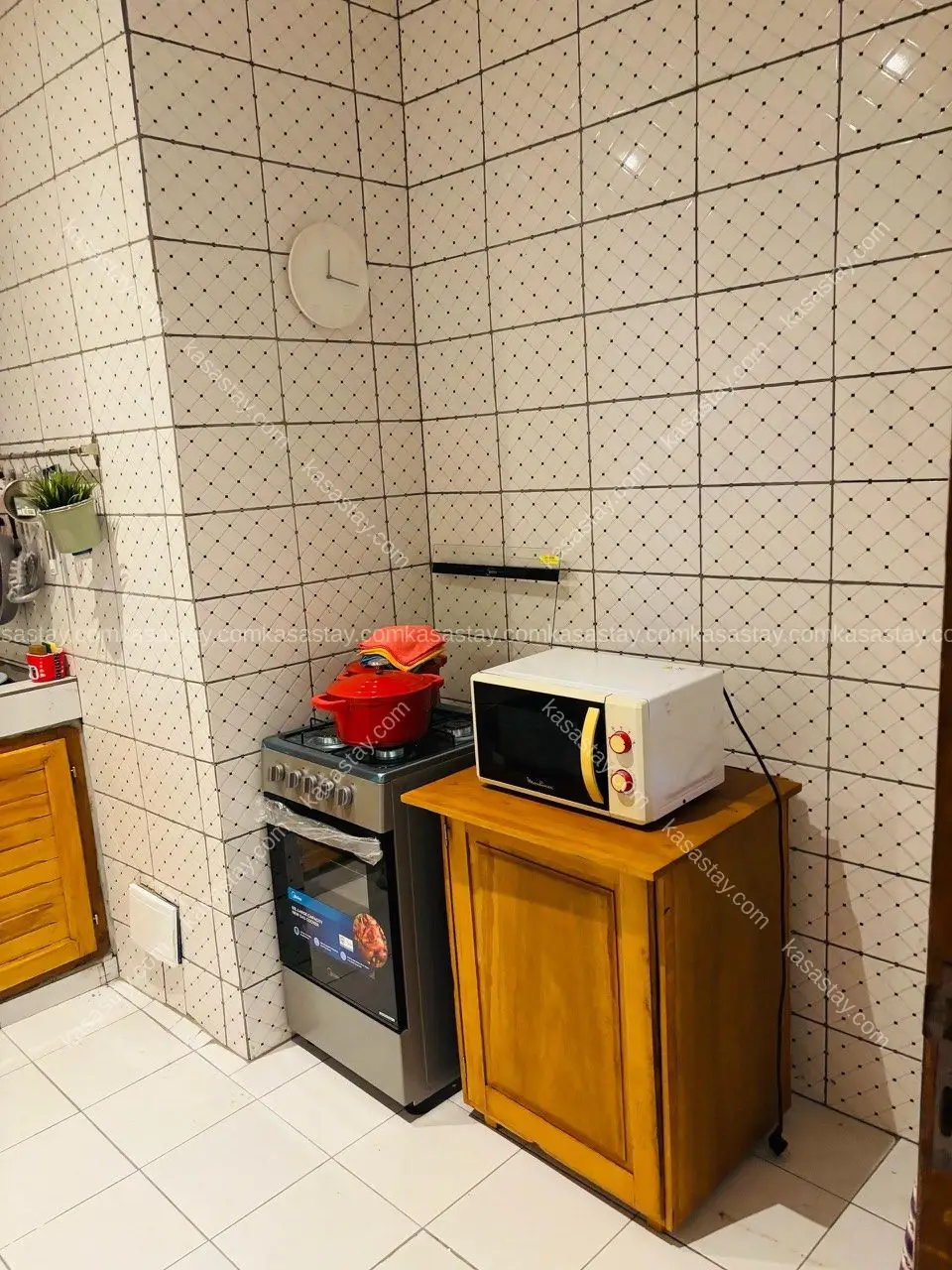 Studio in 3QP8+Q8Q, Douala, 1 bedroom 4